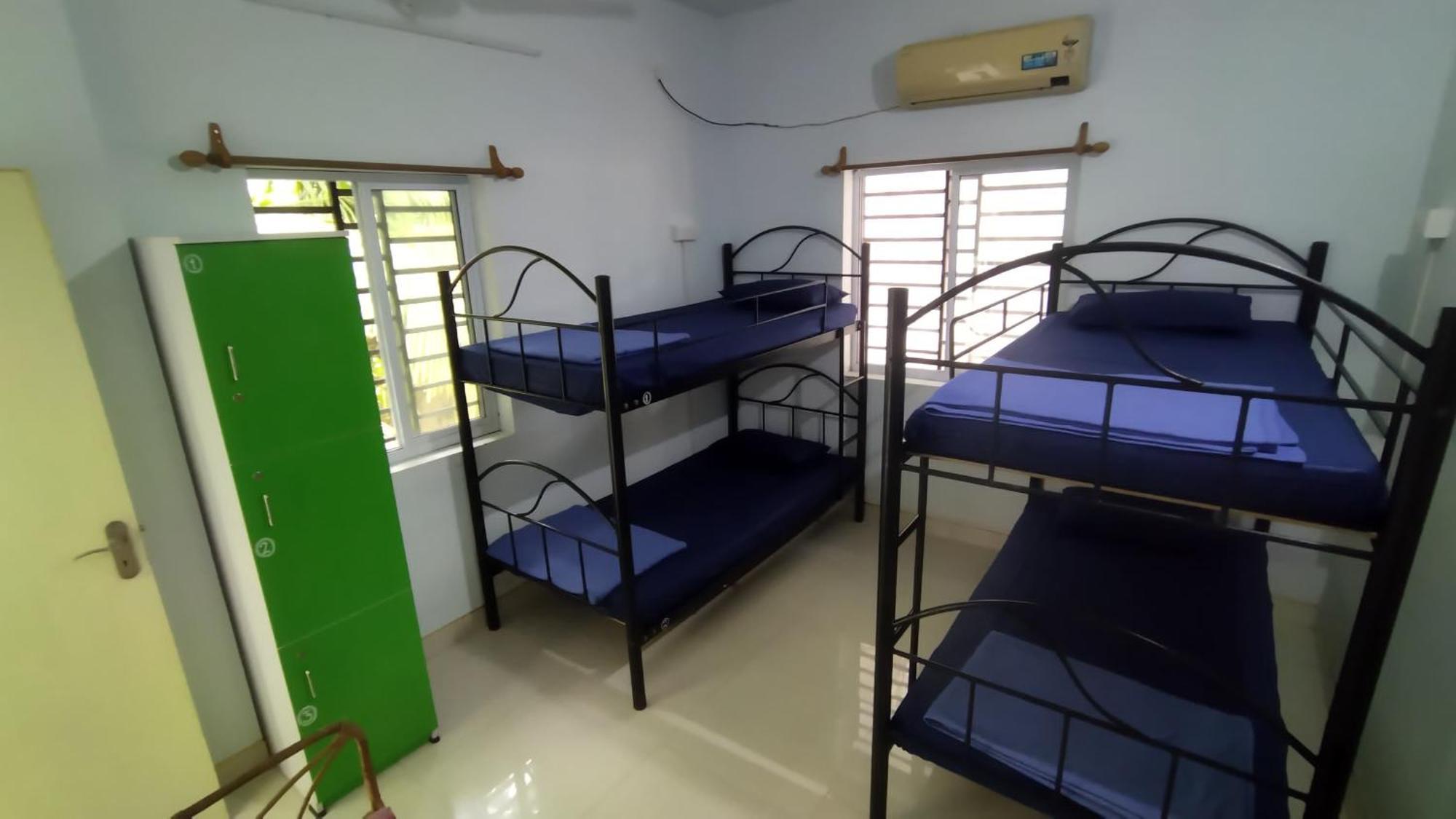 Funk Monk Villa Hostel Pondicherry Auroville Room photo